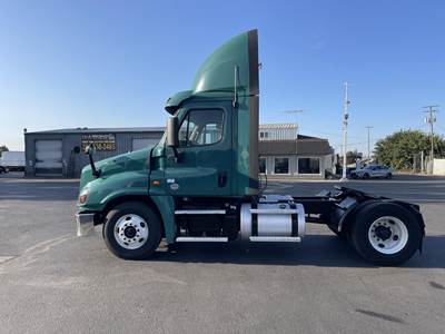 Freightliner Cascadia 125 Single Axle Day Cab Truck - Detroit 410HP, 10 Speed Freedom Line Manual