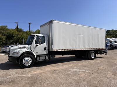 Freightliner M2 106 26 ft Box Truck - 240HP, Automatic, Liftgate