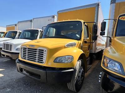 Freightliner M2 106 26 ft Box Truck - 240HP, Automatic, Liftgate