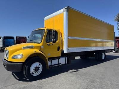 Freightliner M2 106 26 ft Box Truck - 220HP, Automatic, Liftgate