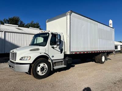 Freightliner M2 106 26 ft Box Truck - 230HP, 6 Speed Automatic, Liftgate
