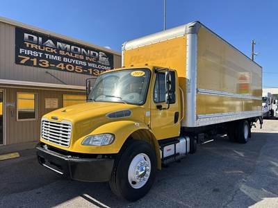 Freightliner M2 106 26 ft Box Truck - 230HP, Automatic, Roll up Door, Liftgate