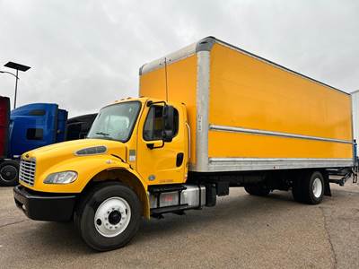 Freightliner M2 106 26 ft Box Truck - Automatic, Liftgate