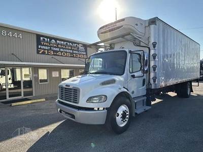 Freightliner M2 106 22 ft Box Truck - 260HP, Automatic, Swing Door