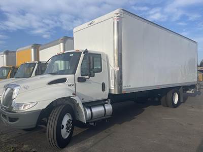 International MV 26 ft Box Truck - 240HP, 6 Speed Allison Hs Automatic, Roll up Door, Liftgate
