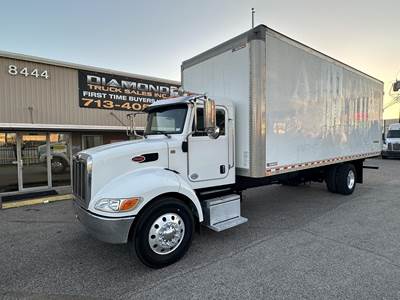Peterbilt 337 26 ft Box Truck - 300HP, 6 Speed Automatic, Swing Door