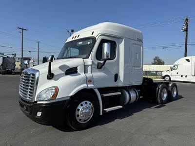 Freightliner Cascadia 113 Sleeper Semi Truck - Mid Roof Sleeper, Detroit 450HP, 12 Speed Dt12 Automatic