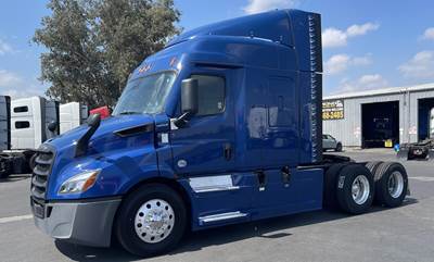 Freightliner Cascadia 116 Sleeper Semi Truck - 60" Mid Roof Sleeper, Detroit 450HP, 12 Speed Dt12 Automatic
