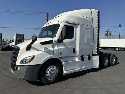 Freightliner Cascadia 116 Sleeper Semi Truck - Mid Roof Sleeper, Detroit 450HP, 12 Speed Dt12 Automatic