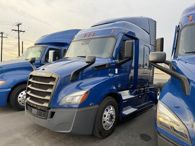 Freightliner Cascadia 116 Sleeper Semi Truck - Mid Roof Sleeper, Detroit 450HP, 12 Speed Dt12 Automatic