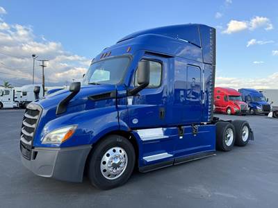 Freightliner Cascadia 116 Sleeper Semi Truck - Mid Roof Sleeper, Detroit 450HP, 12 Speed Dt12 Automatic