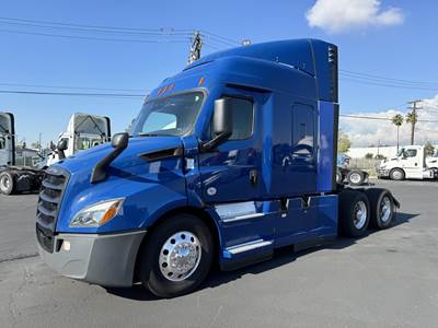 Freightliner Cascadia 116 Sleeper Semi Truck - Mid Roof Sleeper, Detroit 450HP, 12 Speed Dt12 Automatic