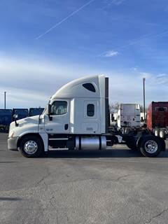Freightliner Cascadia 125 Single Axle Sleeper Semi Truck - 60" Raised Roof Sleeper, Detroit 455HP, 12 Speed Dt12 Automatic