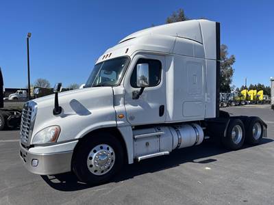 Freightliner Cascadia 125 Sleeper Semi Truck - 60" Mid Roof Sleeper, Detroit 435HP, 12 Speed Dt12 Automatic