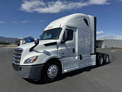 Freightliner Cascadia 126 Sleeper Semi Truck - Raised Roof Sleeper, Detroit 400HP, Automatic
