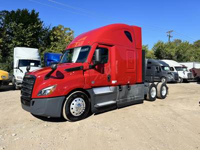 Freightliner Cascadia 126 Sleeper Semi Truck - 68" Raised Roof Sleeper, Detroit 400HP, 12 Speed Automatic