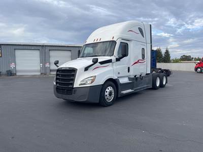 Freightliner Cascadia 126 Sleeper Semi Truck - Raised Roof Sleeper, Detroit 455HP, 10 Speed Freedom Line Manual