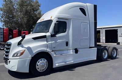 Freightliner Cascadia 126 Sleeper Semi Truck - 72" Raised Roof Sleeper, Detroit 400HP, 12 Speed Dt12 Automatic