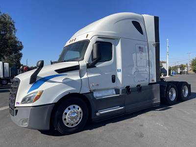 Freightliner Cascadia 126 Sleeper Semi Truck - 71" Raised Roof Sleeper, Detroit 400HP, 12 Speed Dt12 Automatic