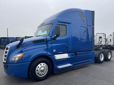 Freightliner Cascadia 126 Sleeper Semi Truck - 71" Raised Roof Sleeper, Detroit 400HP, 12 Speed Dt12 Automatic