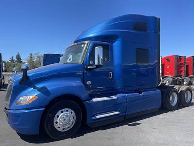 International LT Sleeper Semi Truck - Raised Roof Sleeper, Cummins 400HP, 12 Speed Endurant Automatic