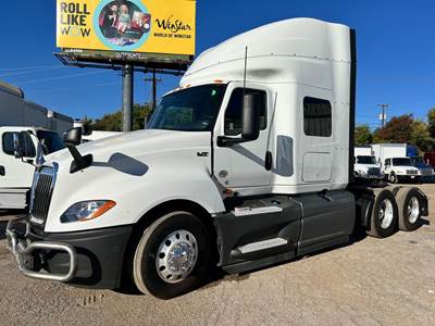 International LT Sleeper Semi Truck - 68" Raised Roof Sleeper, Cummins 450HP, Automatic