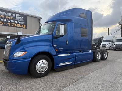 International LT Sleeper Semi Truck - 70" Raised Roof Sleeper, Cummins 450HP, 12 Speed Endurant Automatic
