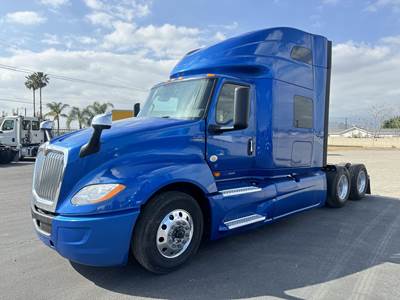 International LT Sleeper Semi Truck - Raised Roof Sleeper, Cummins 450HP, 12 Speed Endurant Automatic