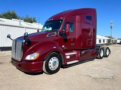Kenworth T680 Sleeper Semi Truck - Raised Roof Sleeper, Paccar 405HP, 12 Speed Endurant Automatic