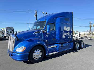 Kenworth T680 Sleeper Semi Truck - Raised Roof Sleeper, Cummins 400HP, Automatic