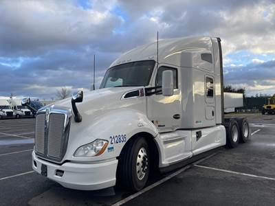 Kenworth T680 Sleeper Semi Truck - 74" Raised Roof Sleeper, Cummins 400HP, 12 Speed Endurant Amt