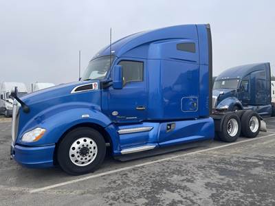Kenworth T680 Sleeper Semi Truck - 72" Raised Roof Sleeper, Cummins 400HP, 12 Speed Endurant Automatic
