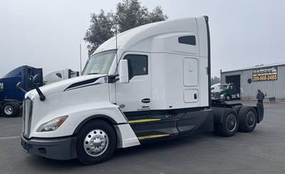 Kenworth T680 Sleeper Semi Truck - 71" Raised Roof Sleeper, Cummins 450HP, 12 Speed Endurant Automatic