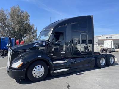 Kenworth T680 Sleeper Semi Truck - 72" Raised Roof Sleeper, Cummins 400HP, 12 Speed Endurant Automatic