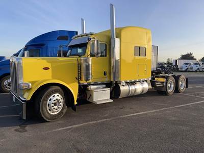 Peterbilt 389 Sleeper Semi Truck - 72" Flat Top Sleeper, Cummins 565HP, 18 Speed Manual