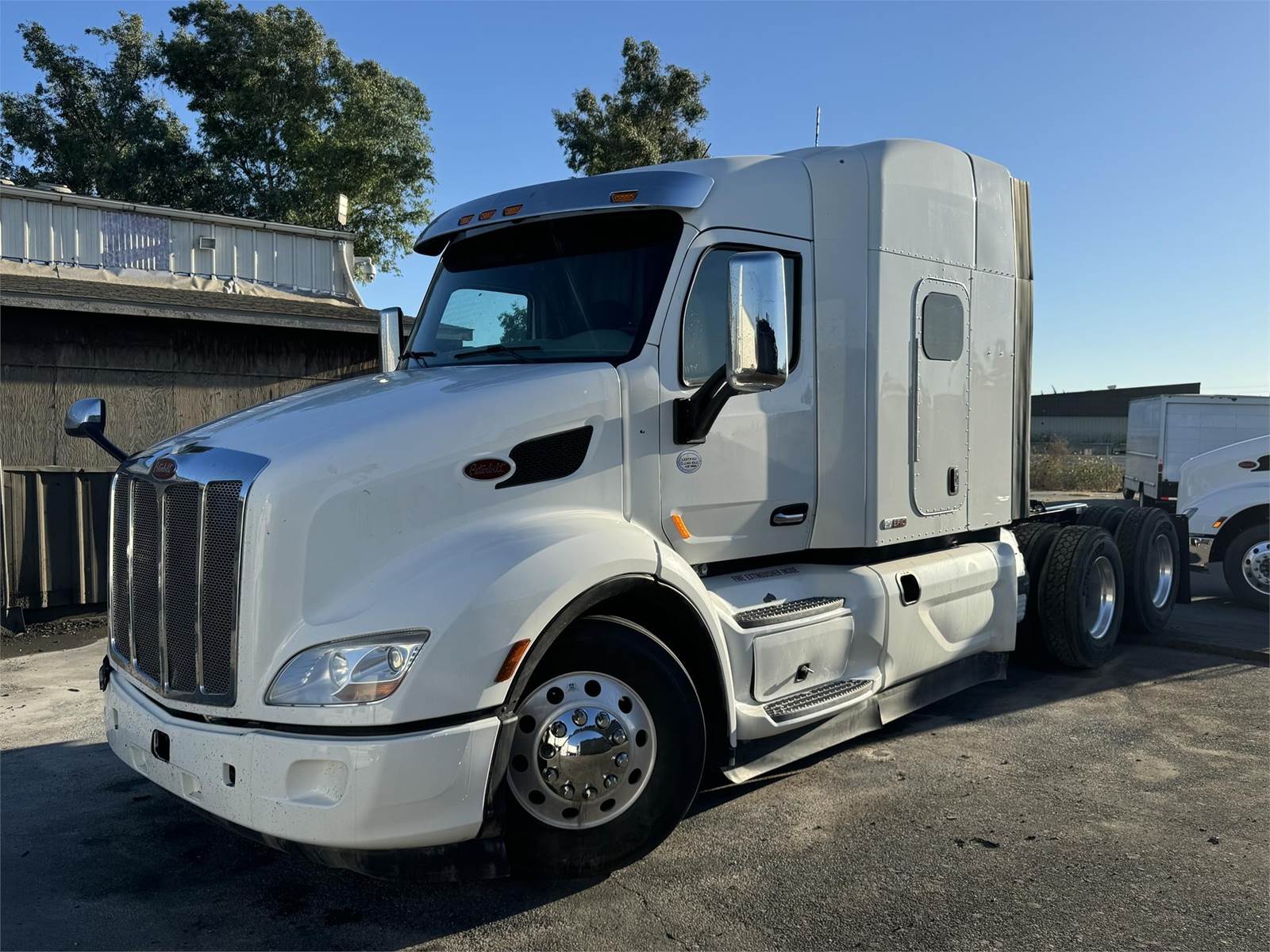 2020 Peterbilt 579 Sleeper Semi Truck 78" Mid Roof Sleeper, Paccar 380HP, Automatic For Sale