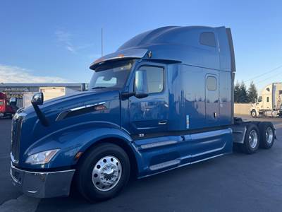 Peterbilt 579 Sleeper Semi Truck - 76" Raised Roof Sleeper, Cummins 450HP, 12 Speed Endurant Amt