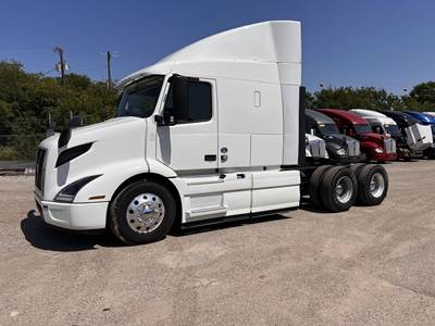 Volvo VNR64T640 Sleeper Semi Truck - 60" Raised Roof Sleeper, D13 375HP, Automatic