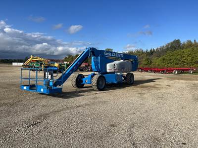 2015 Genie Z135 Articulating Boom Lift - 141' working height, 70' reach, 600 lbs. capacity
