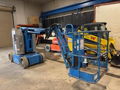 2015 Genie Z30 Articulating Boom Lift - 36' working height, 21' reach, 500 lbs. capacity