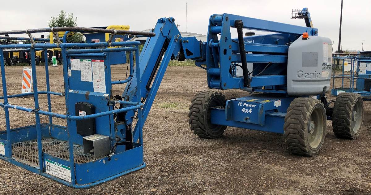 2012 Genie Z45/25 Articulating Boom Lift Diesel, 4WD, Foam tires For