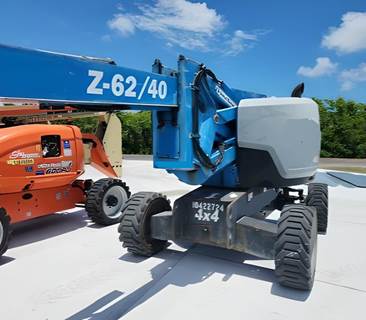 2016 Genie Z62/40 Articulating Boom Lift - 67' working height, 40' reach, Cold weather package, Welder ready