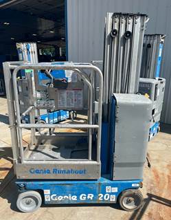 2014 Genie GR-20 Man Lift - 20' platform height, Electric