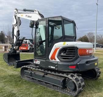 2019 Bobcat E85 Mini Excavator - Hyd Thumb, Aux Hyd, 36’ Tooth Bucket, 60’ Smooth Bucket, Long Arm