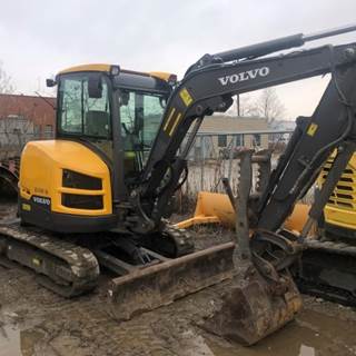 2017 Volvo ECR40 Mini Excavator - Diesel, Hydraulic Thumb
