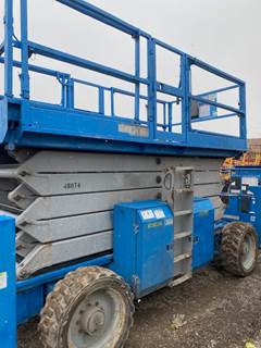2008 Genie GS-5390 RT Scissor Lift - 59' working height, 1,500 lbs. capacity, Outriggers