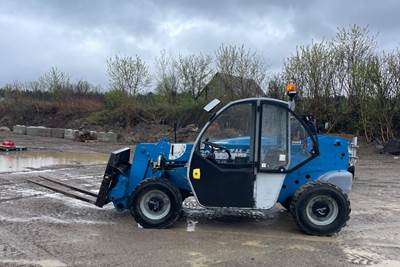 2014 Genie GTH-5519 Telehandler - 19' reach, 5,500 lbs. capacity, enclosed cab with heat