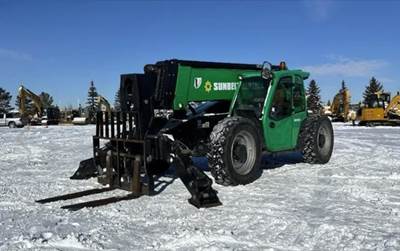 2015 JLG 1055 Telehandler - 55' reach – 10,000 lbs. capacity – Front outriggers – Tilt frame Auxiliary hydraulics