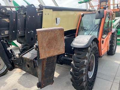 2016 JLG 1255 Telehandler - Forks - 55' reach – 12,000 lbs. capacity – Front outriggers – Tilt frame Crab steering Auxiliary hydraulics
