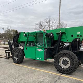 2014 JLG G12-55A Telehandler - 55' reach, 12,000 lbs. capacity, Front outriggers, Cummins pre-emissions diesel (no DEF!), Frame levelling
